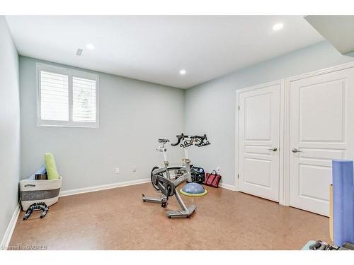 284 Lawson Street, Oakville, ON - Indoor Photo Showing Gym Room