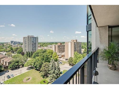 1205-2180 Marine Drive, Oakville, ON - Outdoor With Balcony