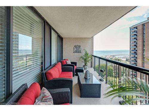 1205-2180 Marine Drive, Oakville, ON - Outdoor With Balcony With Exterior