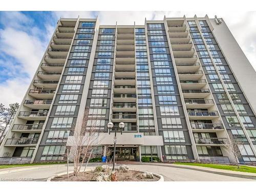 505-2175 Marine Drive, Oakville, ON - Outdoor With Balcony