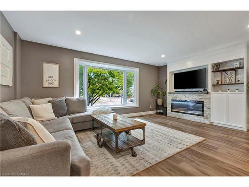 2324 Coldstream Drive, Burlington, ON - Indoor Photo Showing Living Room With Fireplace