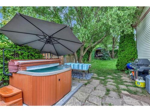 2324 Coldstream Drive, Burlington, ON - Outdoor