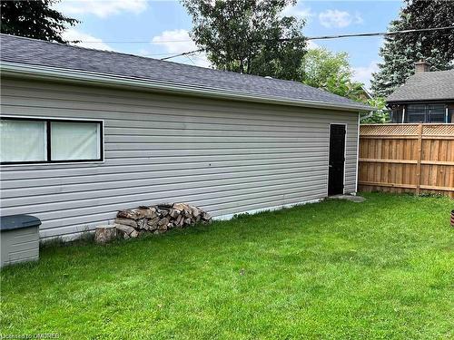 1742 Seeley Drive, London, ON - Outdoor