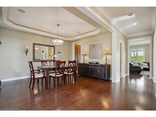 3352 Skipton Lane, Oakville, ON - Indoor Photo Showing Dining Room