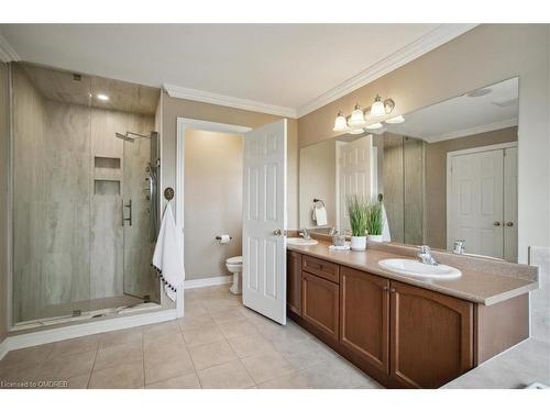 3352 Skipton Lane, Oakville, ON - Indoor Photo Showing Bathroom