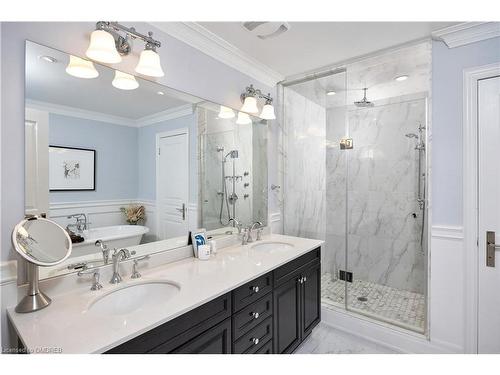 279 Rebecca Street, Oakville, ON - Indoor Photo Showing Bathroom