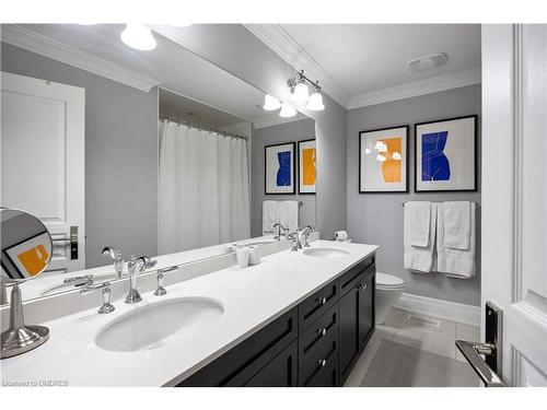 279 Rebecca Street, Oakville, ON - Indoor Photo Showing Bathroom