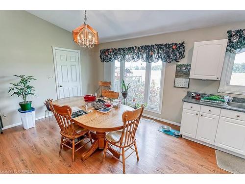 8790 9 Line, Georgetown, ON - Indoor Photo Showing Dining Room