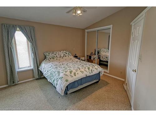 8790 9 Line, Georgetown, ON - Indoor Photo Showing Bedroom