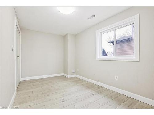19 Bailey Street, St. Catharines, ON - Indoor Photo Showing Other Room