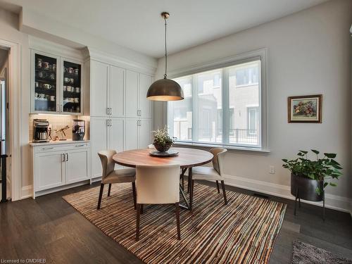 2302 Hyacinth Crescent, Oakville, ON - Indoor Photo Showing Dining Room