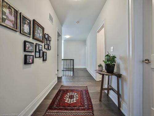 2302 Hyacinth Crescent, Oakville, ON - Indoor Photo Showing Other Room