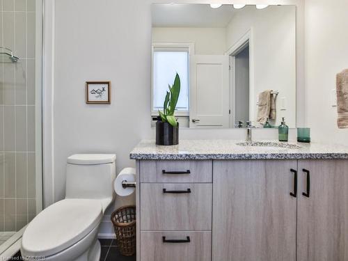 2302 Hyacinth Crescent, Oakville, ON - Indoor Photo Showing Bathroom