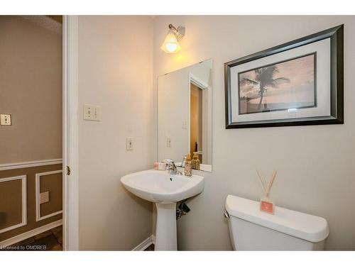 1388 Stonecutter Drive, Oakville, ON - Indoor Photo Showing Bathroom