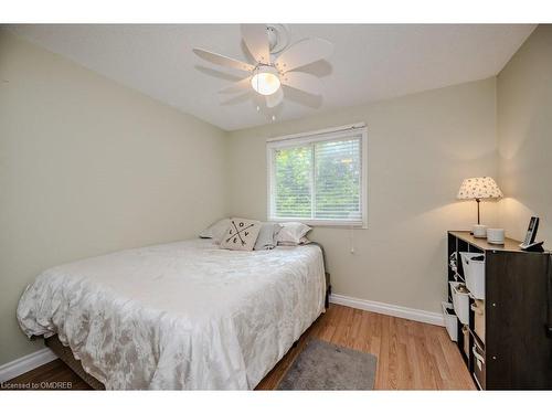 1388 Stonecutter Drive, Oakville, ON - Indoor Photo Showing Bedroom