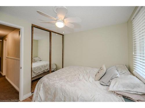 1388 Stonecutter Drive, Oakville, ON - Indoor Photo Showing Bedroom