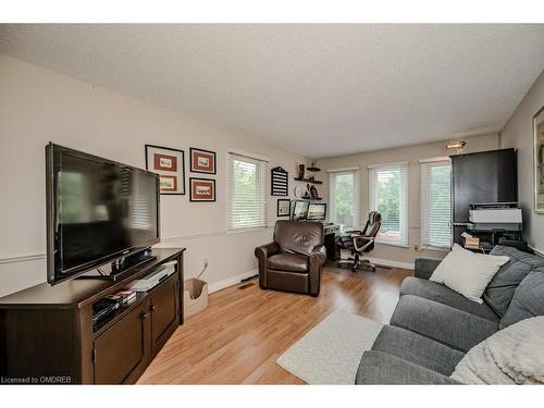 1388 Stonecutter Drive, Oakville, ON - Indoor Photo Showing Living Room