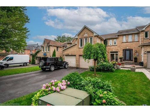 1388 Stonecutter Drive, Oakville, ON - Outdoor