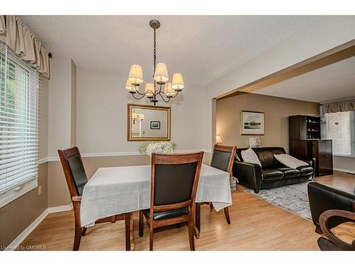 1388 Stonecutter Drive, Oakville, ON - Indoor Photo Showing Dining Room