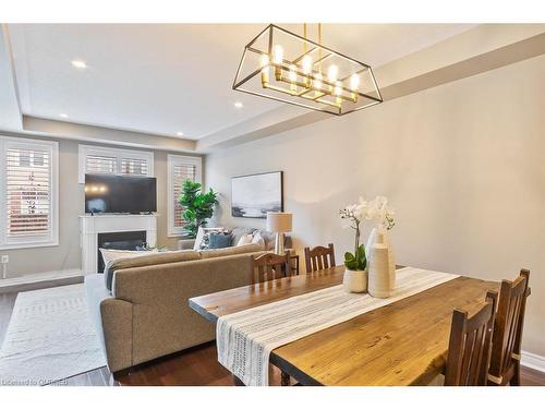 44-2019 Trawden Way, Oakville, ON - Indoor With Fireplace