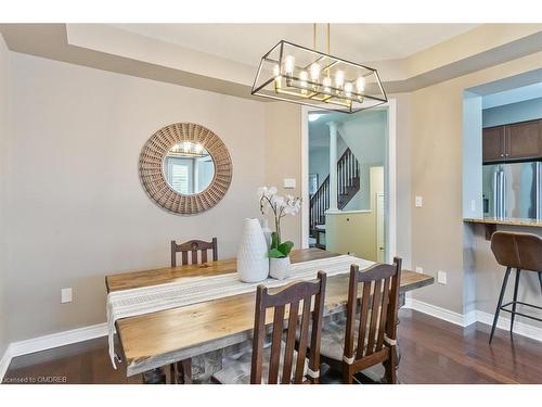 44-2019 Trawden Way, Oakville, ON - Indoor Photo Showing Dining Room
