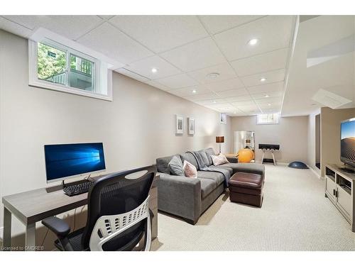 2471 Nettlecreek Crescent, Oakville, ON - Indoor