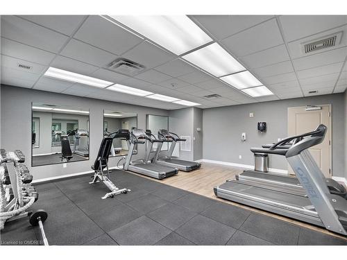 518-2490 Old Bronte Road, Oakville, ON - Indoor Photo Showing Gym Room