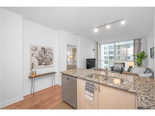 1501-225 Webb Drive, Mississauga, ON - Indoor Photo Showing Kitchen With Double Sink