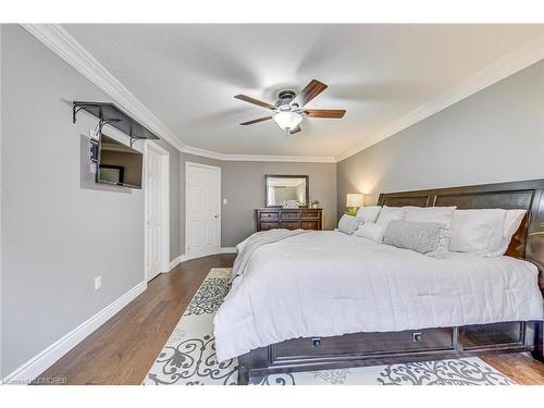 2425 Sequoia Way, Oakville, ON - Indoor Photo Showing Bedroom