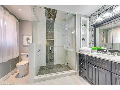 2425 Sequoia Way, Oakville, ON - Indoor Photo Showing Bathroom