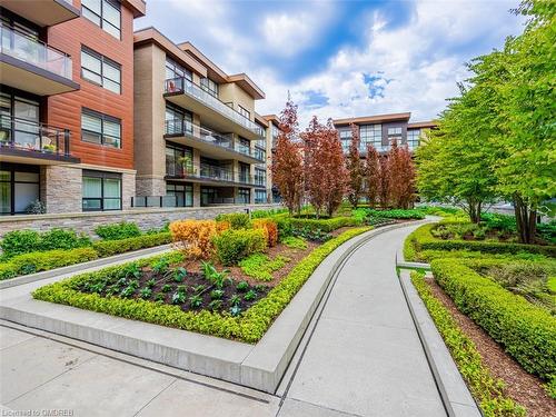 366-1575 Lakeshore Road, Mississauga, ON - Outdoor With Balcony