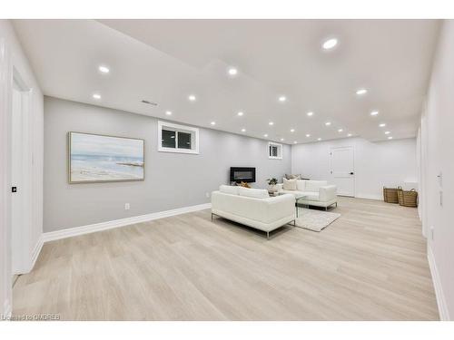 2050 Saint Andrews Place, Mississauga, ON - Indoor