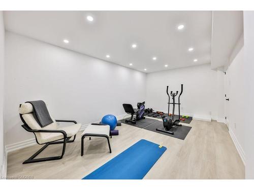 2050 Saint Andrews Place, Mississauga, ON - Indoor Photo Showing Gym Room