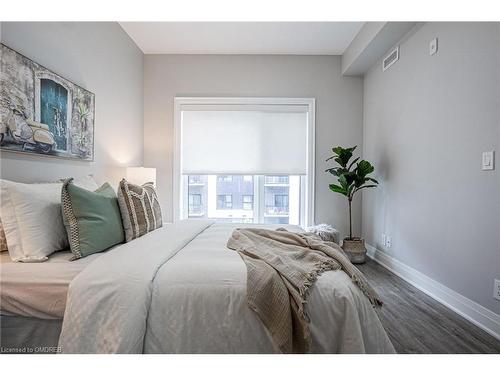 428-128 Grovewood Common, Oakville, ON - Indoor Photo Showing Bedroom