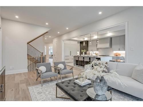 2356 Charles Cornwall Avenue, Oakville, ON - Indoor Photo Showing Living Room