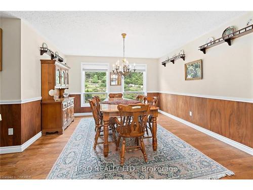 307254 Hockley Valley Road, Mono, ON - Indoor Photo Showing Dining Room