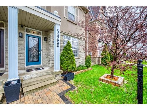 5488 Tenth Line W, Mississauga, ON - Outdoor