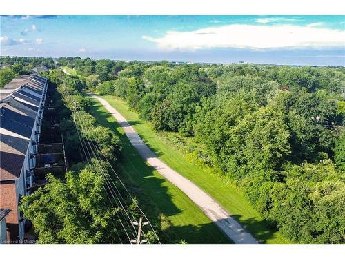 10-5080 Fairview Street, Burlington, ON - Outdoor With View