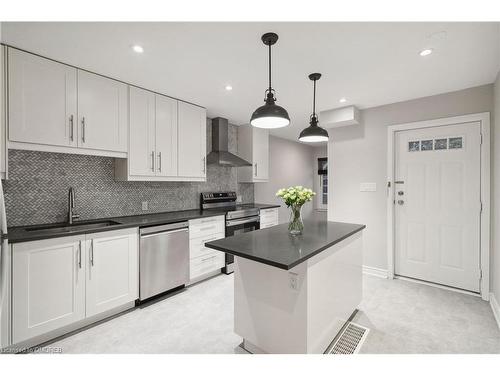 46-2155 South Millway, Mississauga, ON - Indoor Photo Showing Kitchen With Stainless Steel Kitchen With Upgraded Kitchen