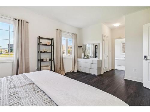 81 Granite Ridge Trail, Hamilton, ON - Indoor Photo Showing Bedroom