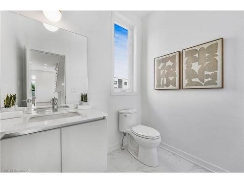 3058 Trailside Drive, Oakville, ON - Indoor Photo Showing Bathroom