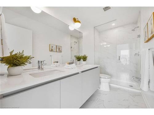 3058 Trailside Drive, Oakville, ON - Indoor Photo Showing Bathroom