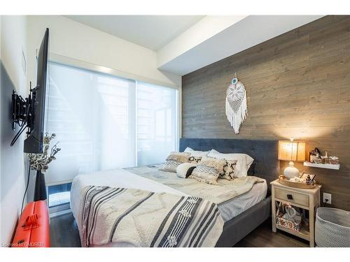 2014-30 Shore Breeze Drive, Toronto, ON - Indoor Photo Showing Bedroom