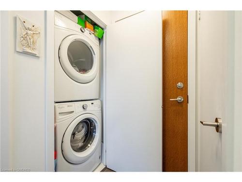 2014-30 Shore Breeze Drive, Toronto, ON - Indoor Photo Showing Laundry Room