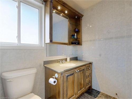 1 Jennifer Crescent, St. Catharines, ON - Indoor Photo Showing Bathroom