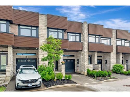 20-35 Midhurst Heights, Stoney Creek, ON - Outdoor With Facade