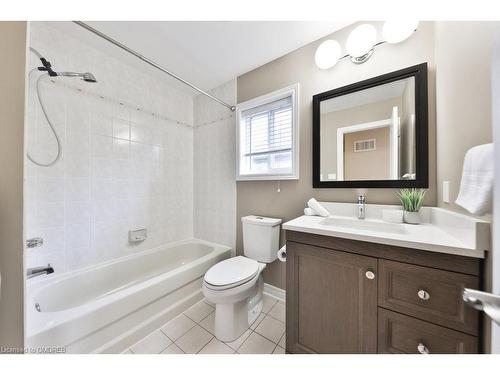 1024 Queen Street W, Mississauga, ON - Indoor Photo Showing Bathroom