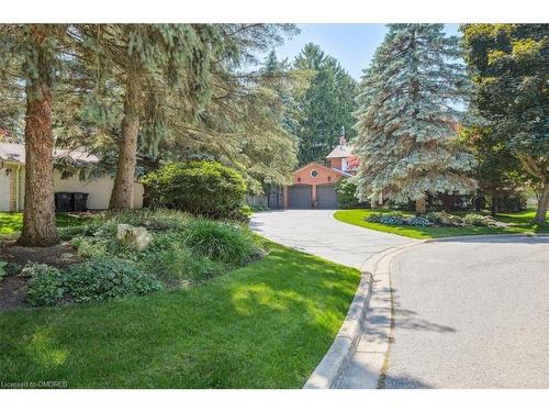 1301 Bunsden Avenue, Mississauga, ON - Outdoor