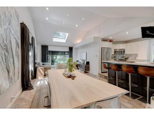 81 Chartwell Road, Oakville, ON - Indoor Photo Showing Dining Room