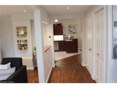 3 Nicol Street, Dundas, ON - Indoor Photo Showing Other Room